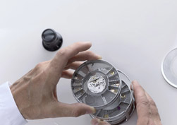 哈尔滨劳力士售后官方维修中心-清洗保养