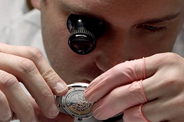 哈尔滨劳力士表官方售后服务点电话