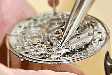 更换哈尔滨劳力士石英表电池